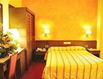 فندق أتلانتك أرونا